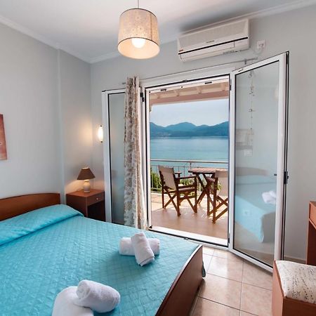 Irini Seaside Studios นิเกียนา ภายนอก รูปภาพ