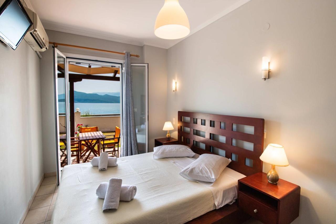 Irini Seaside Studios นิเกียนา ภายนอก รูปภาพ